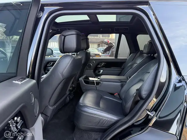 Land Rover Range Rover view 16