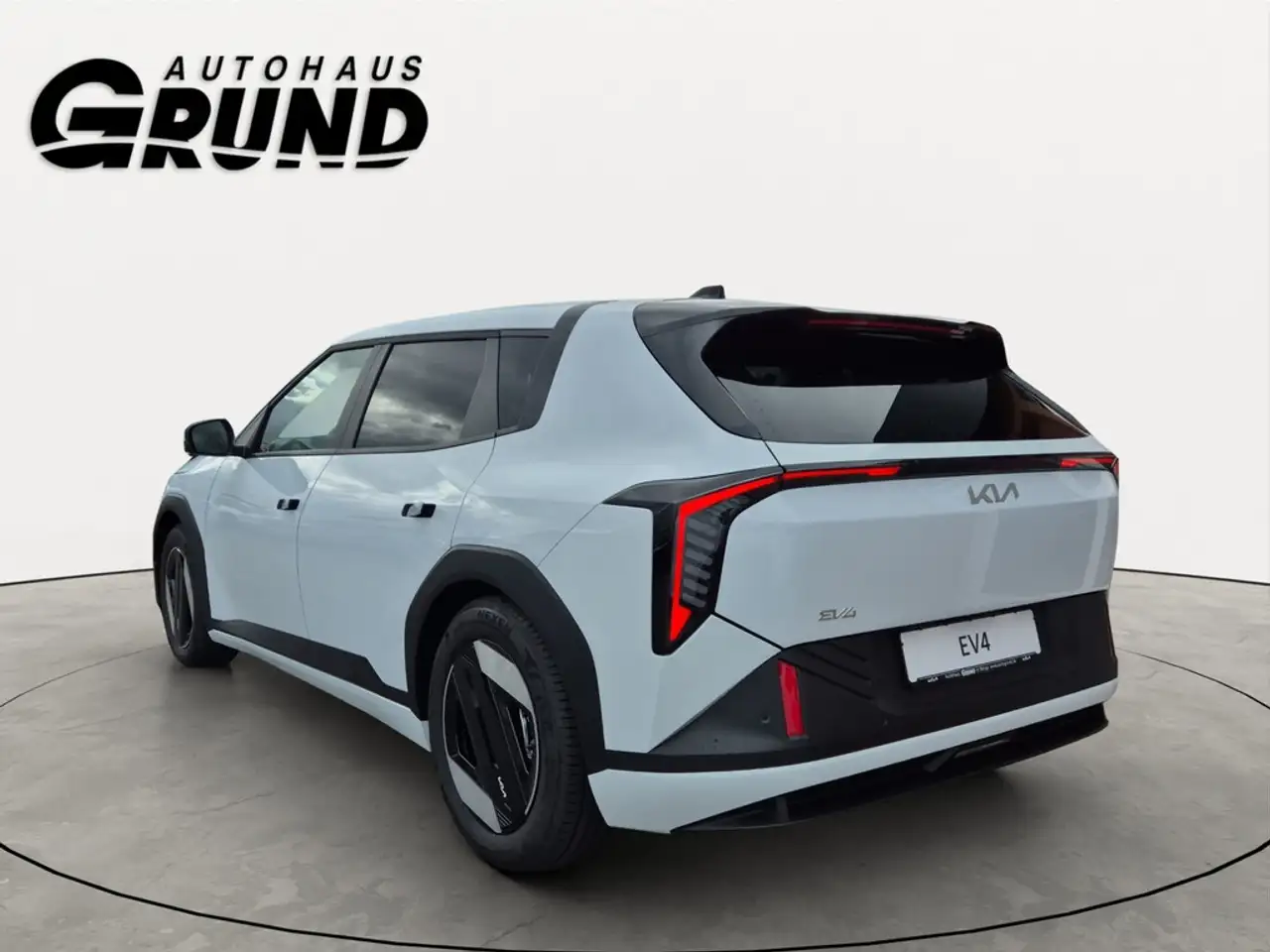 Kia EV4 2026