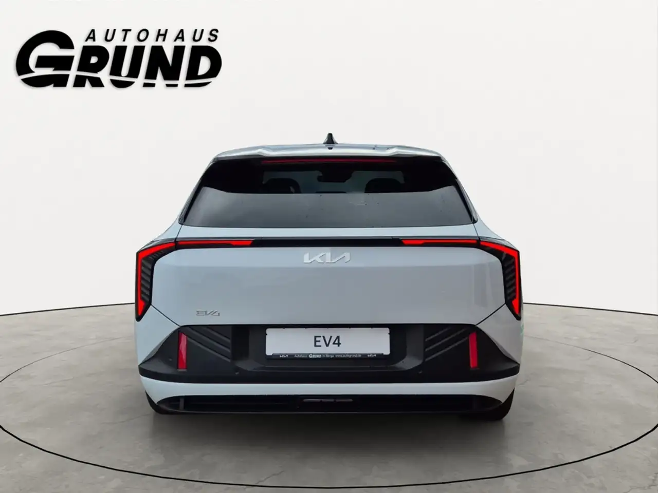 Kia EV4 2026
