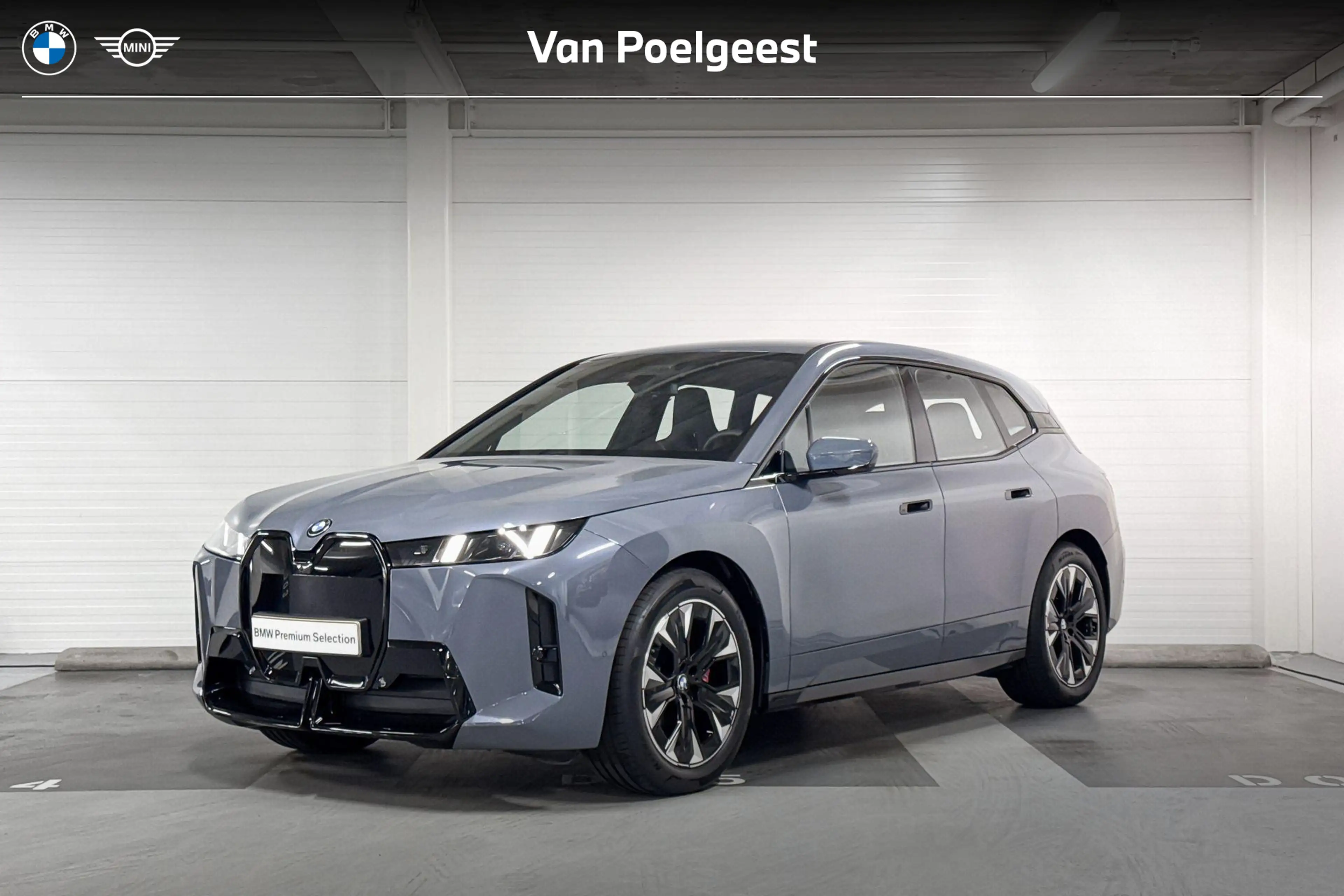 BMW iX xDrive60 112 kWh