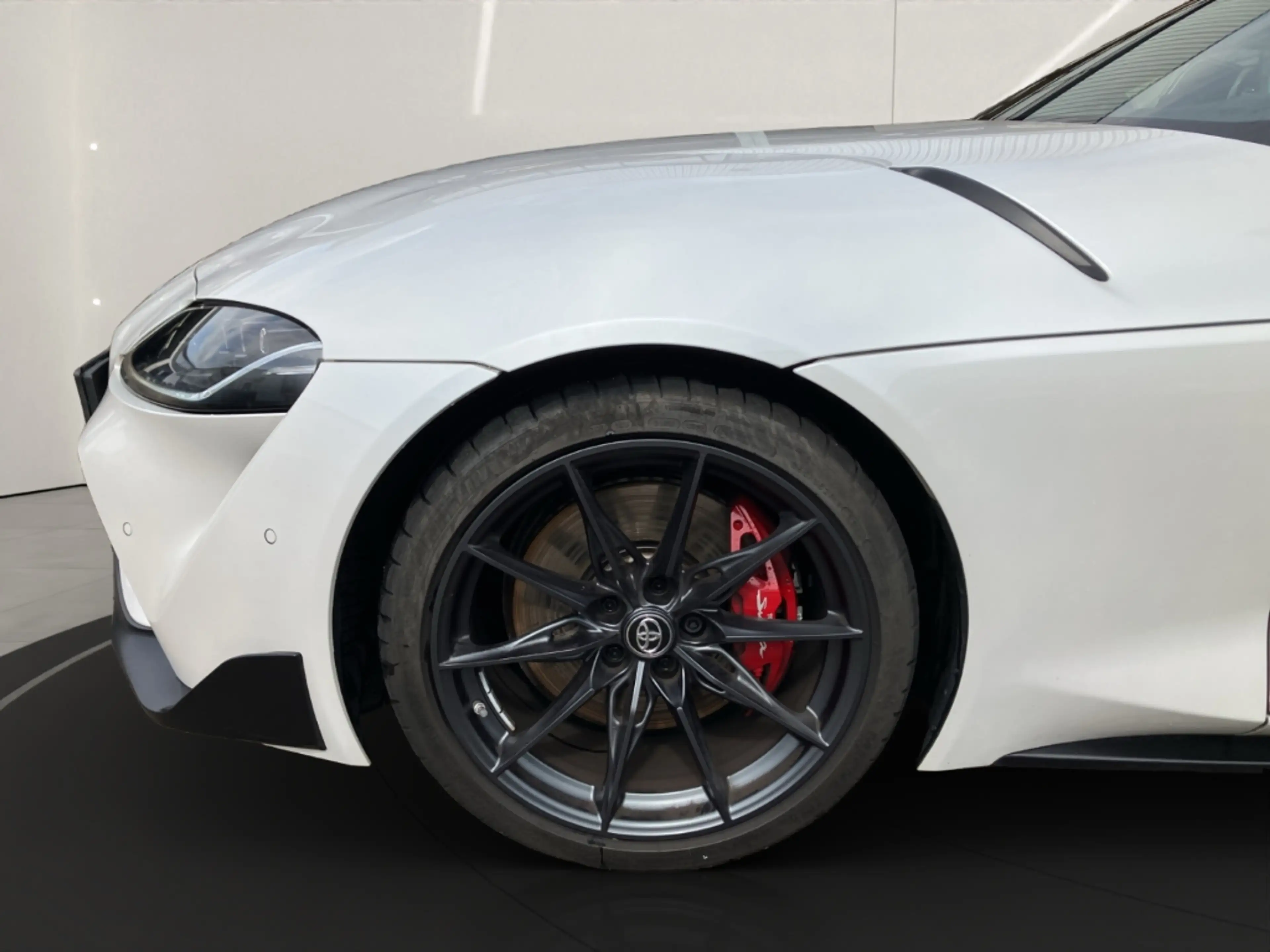 Toyota Supra GR Legend — photo 9
