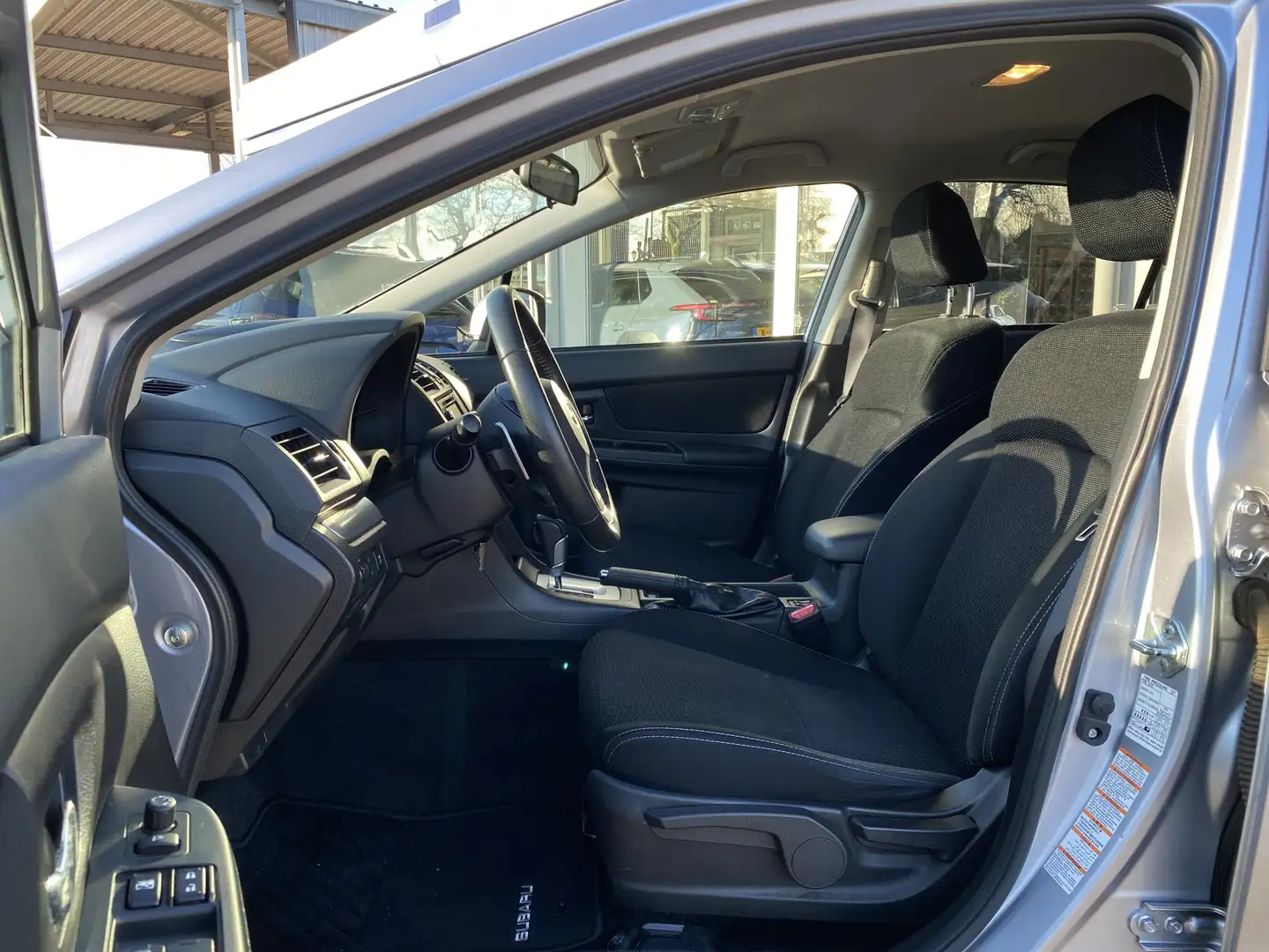 Subaru XV 2.0i Luxury Plus AWD | Stoelverwarming | Cruise Co Grijs - 2