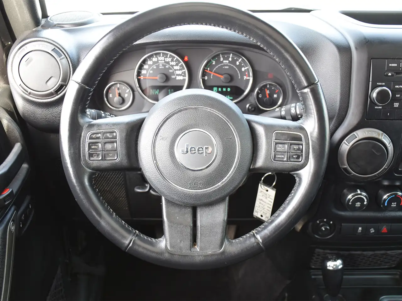 Jeep Wrangler снимка Jeep Wrangler