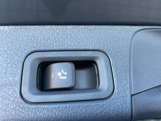 Mercedes-Benz GLB 200 d 4MATIC AUT Ansicht 12