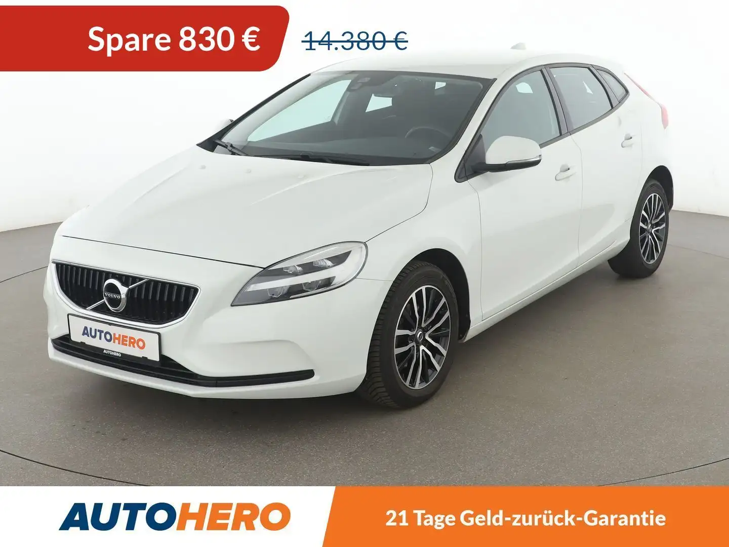 Volvo V40 2.0 D2 Momentum*LED*NAVI*TEMPO*PDC*KLIMA*GARANTIE* Weiß - 1