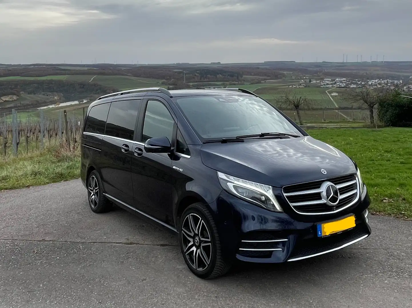 Mercedes-Benz V 250 V250 Avantgarde AMG Lang BlueTEC Bleu - 1