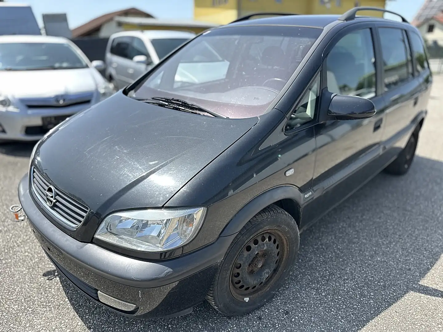 Opel Zafira Elegance 2,0 16V DTI Чёрный - 1