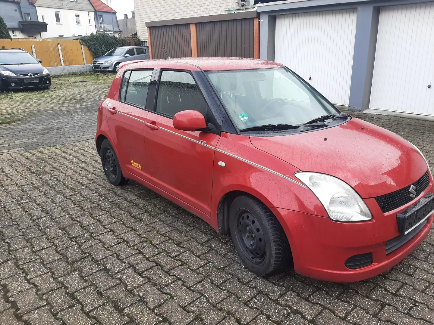 Suzuki Swift 1.3 Rot - 2