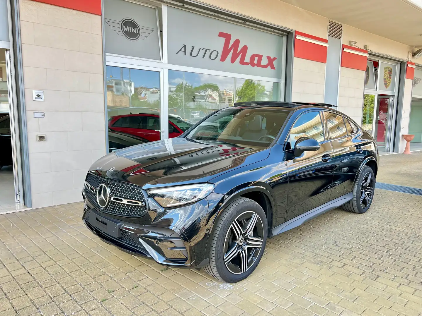 Mercedes-Benz GLC 300 Coupe 300de phev AMG PANORAMA Premium Plus 4matic Negro - 2