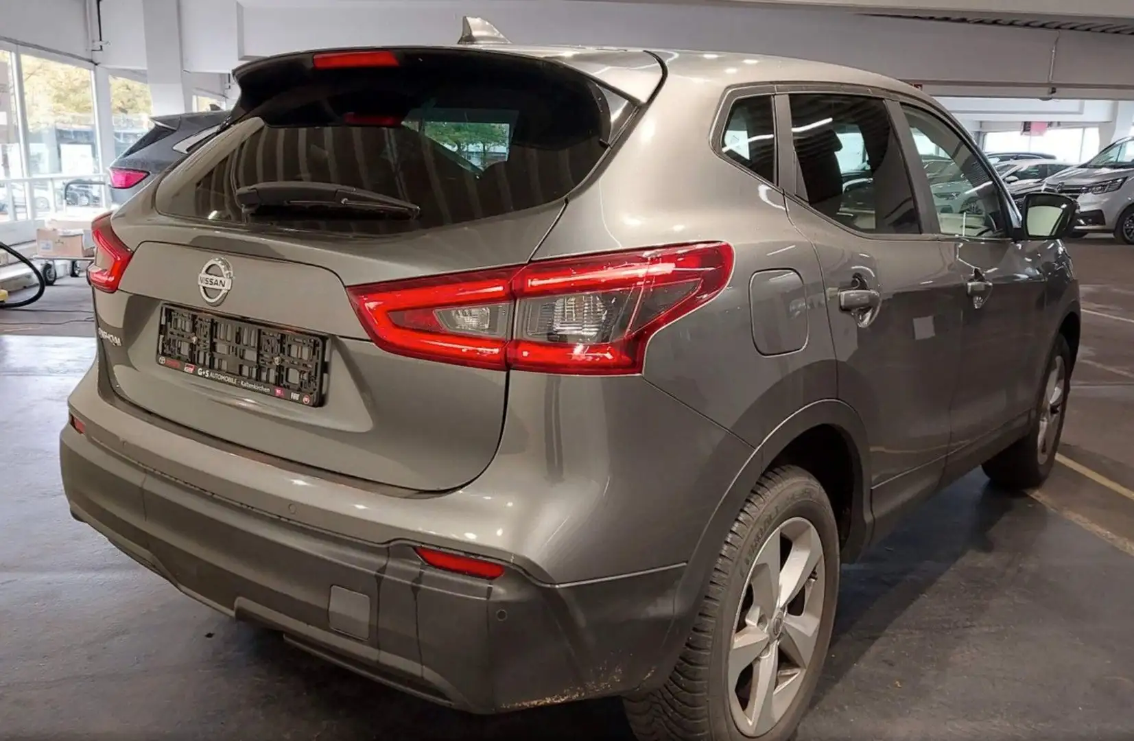 Nissan Qashqai Acenta MFL Navi SHZ Tempo Fernlichass. Grau - 2