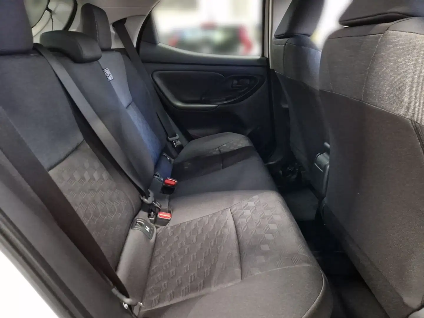 Toyota Yaris Yaris Hybrid 116 Wit - 2