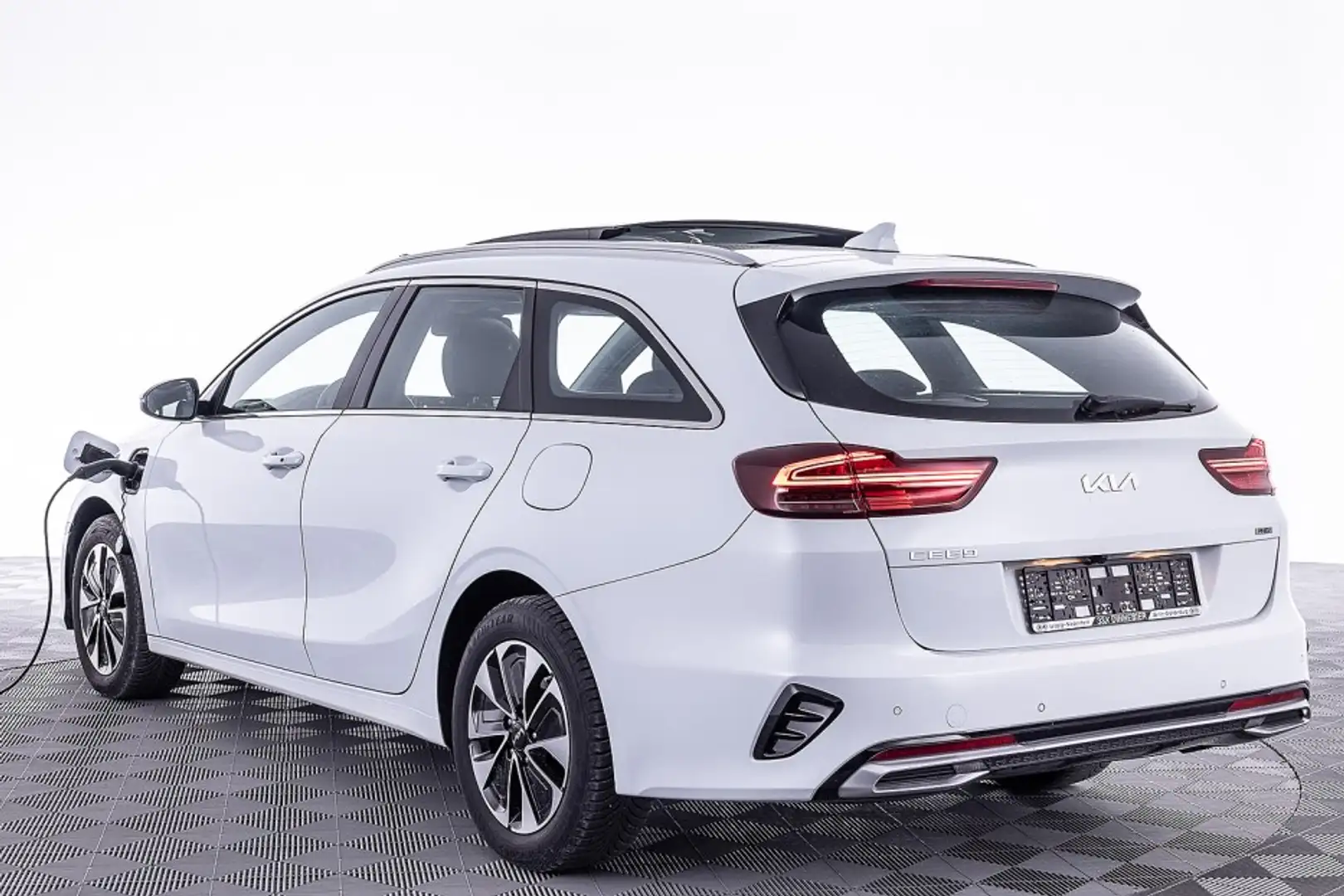 Kia Ceed SW / cee'd SW Sportswagon 1.6 GDI PHEV DynamicPlusline | PANORAM Blanc - 2