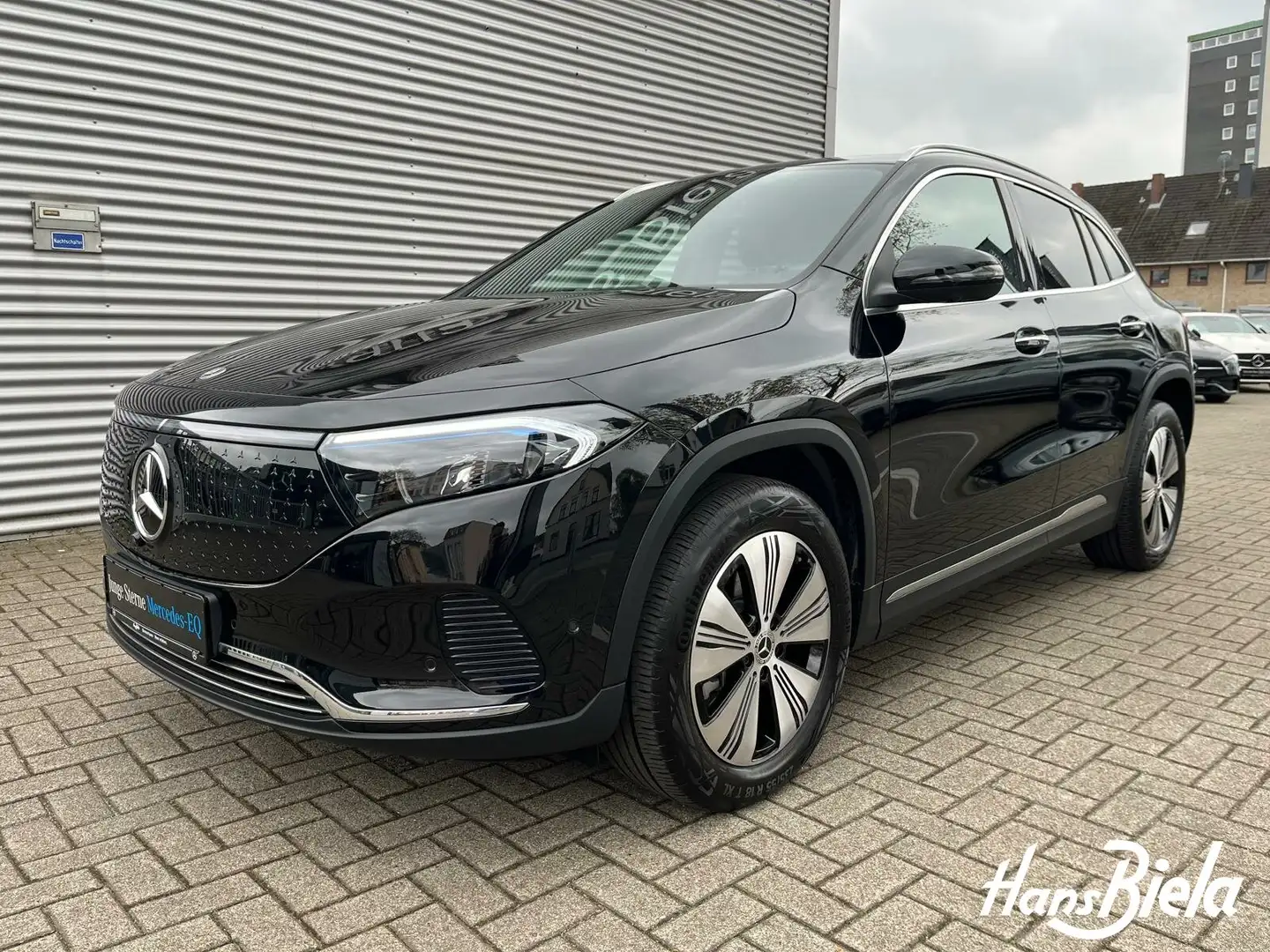 Mercedes-Benz EQA 300 EQA 300 4M ProgressvieAd+/Sound/LED/360/Mem/AHK Negro - 2
