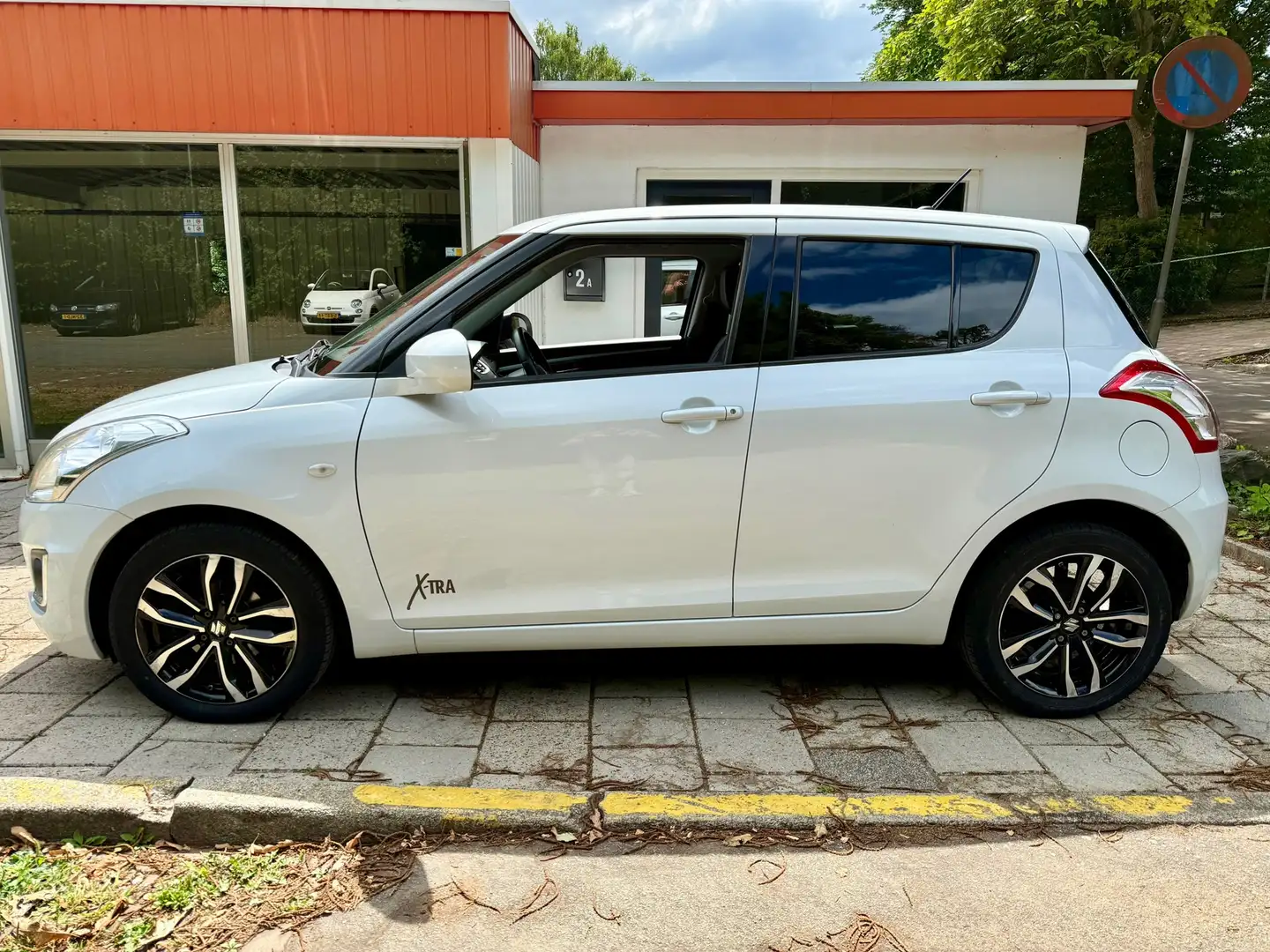 Suzuki Swift 1.2 Extra Cruise controle / Climate / Lmv / Half L Wit - 2
