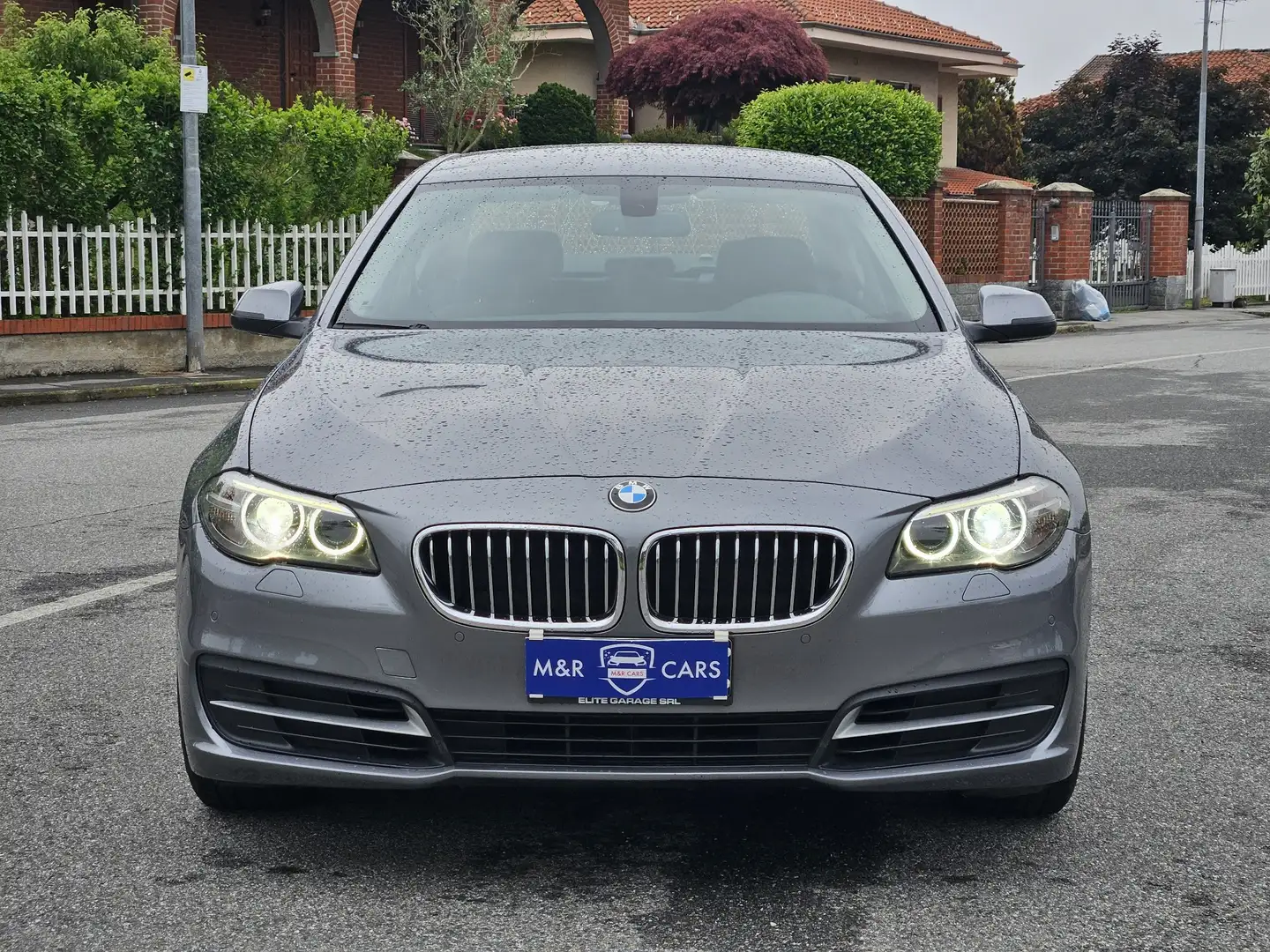 BMW 520 520d Business 184cv auto E6 Berlina Gris - 2