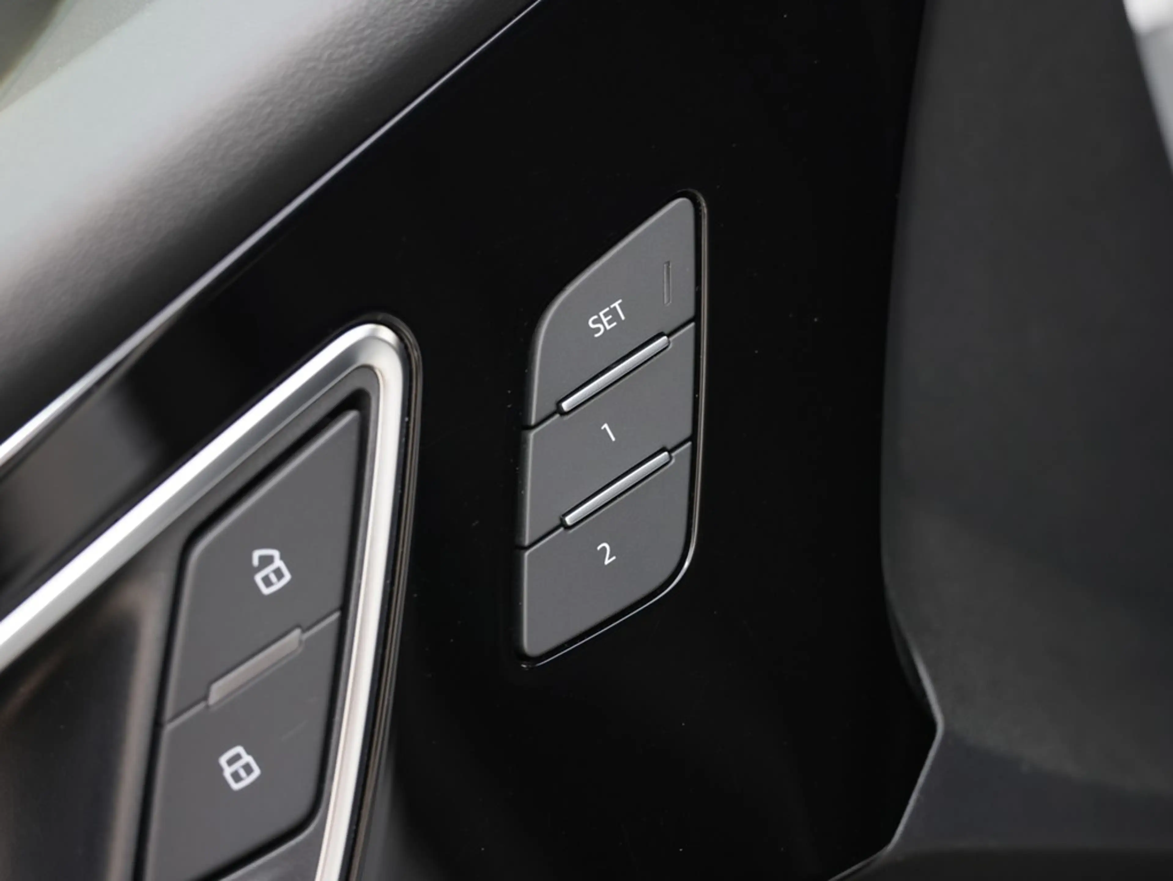Audi Q4 e-tron Sportback 50 e-tron quattro — photo 10