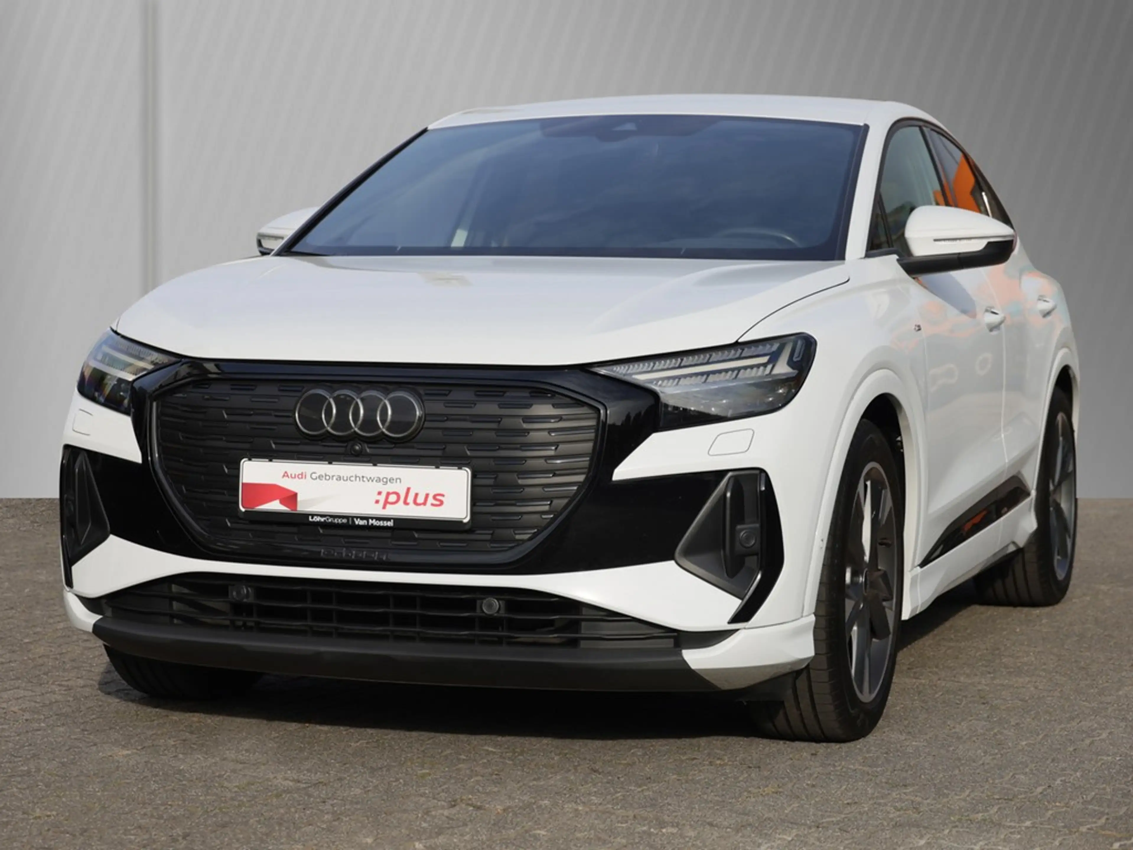 Audi Q4 e-tron Sportback 50 e-tron quattro — photo 2