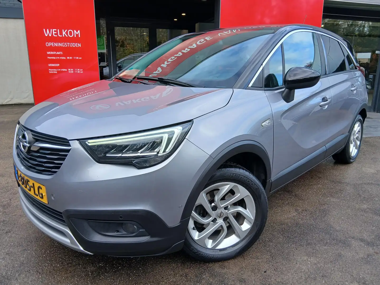 Opel Crossland X 1.2 Turbo Innovation Grijs - 2