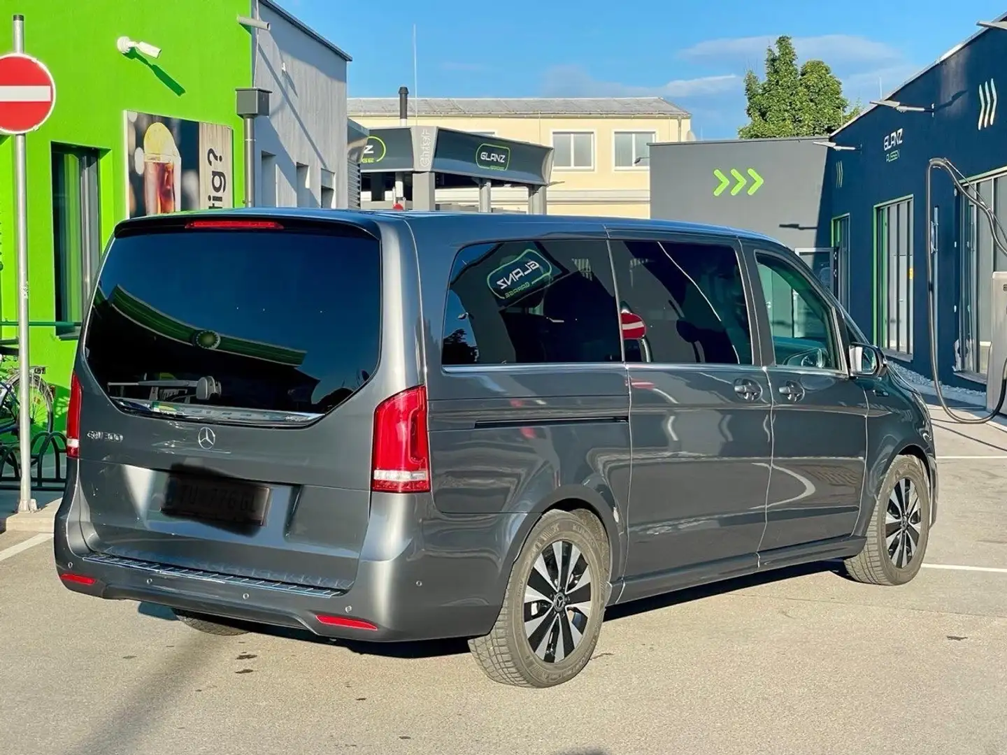 Mercedes-Benz EQV 300 Kombi lang 100kWh Grau - 2