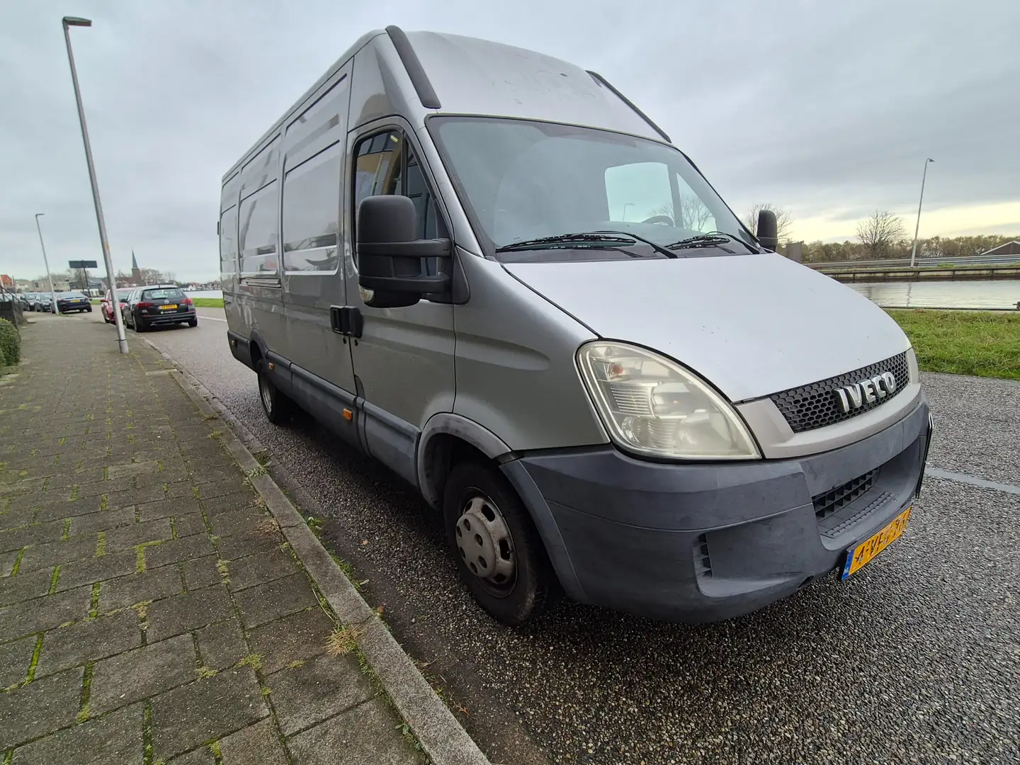 Iveco Daily 35 C 12V 395 H2 Dubbellucht 289 km-Trekhaak - 2
