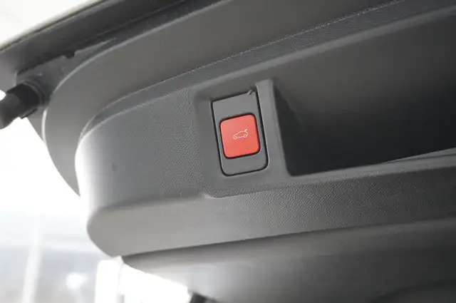 Opel Astra view 13