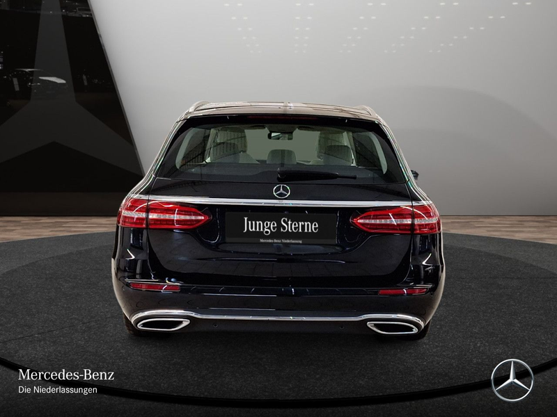 Mercedes-Benz E 450 T 4M EXCLUSIVE+PANO+LED+KAMERA+9G — photo 9