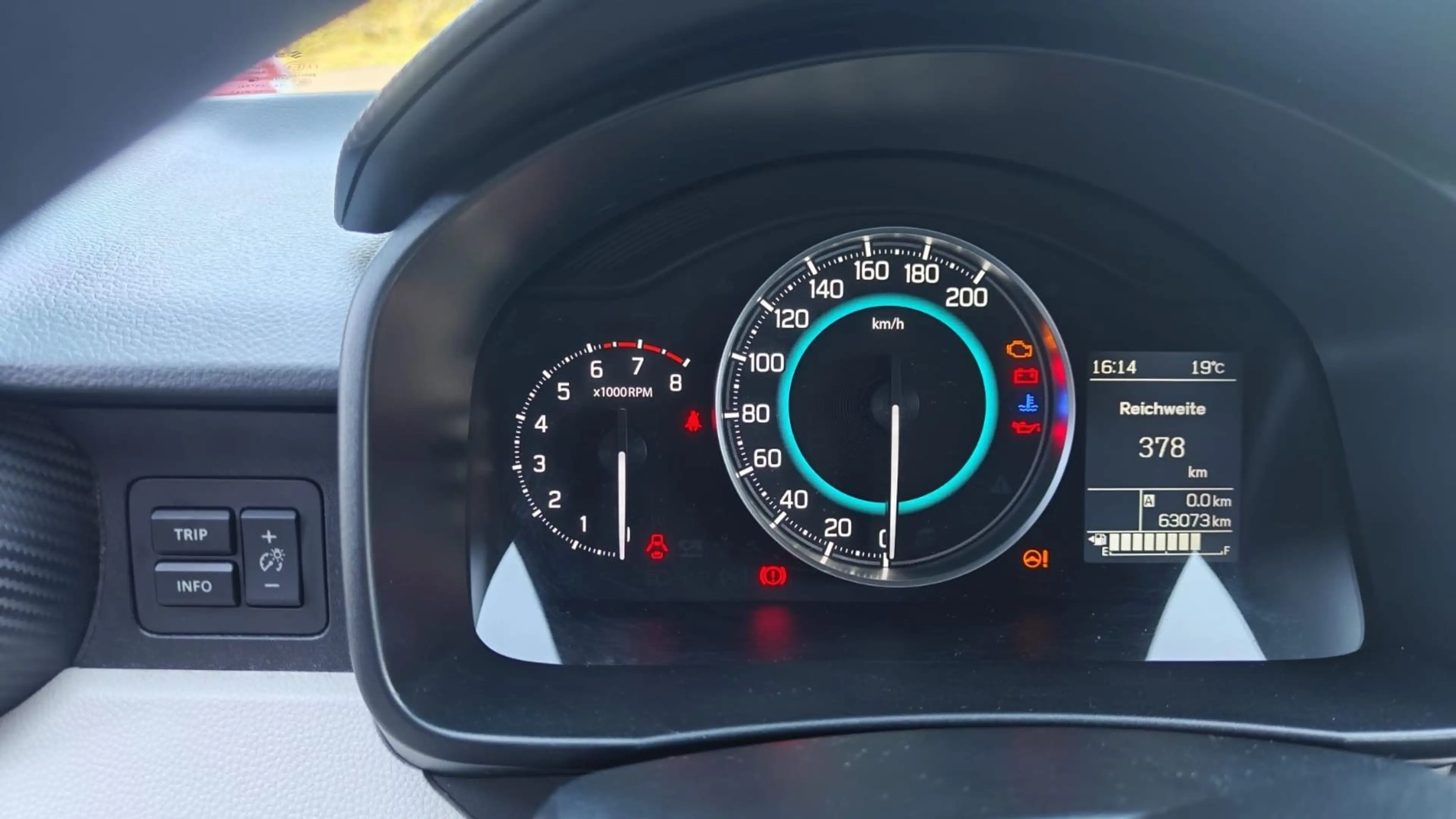 Suzuki Ignis Comfort 4x4 — photo 15