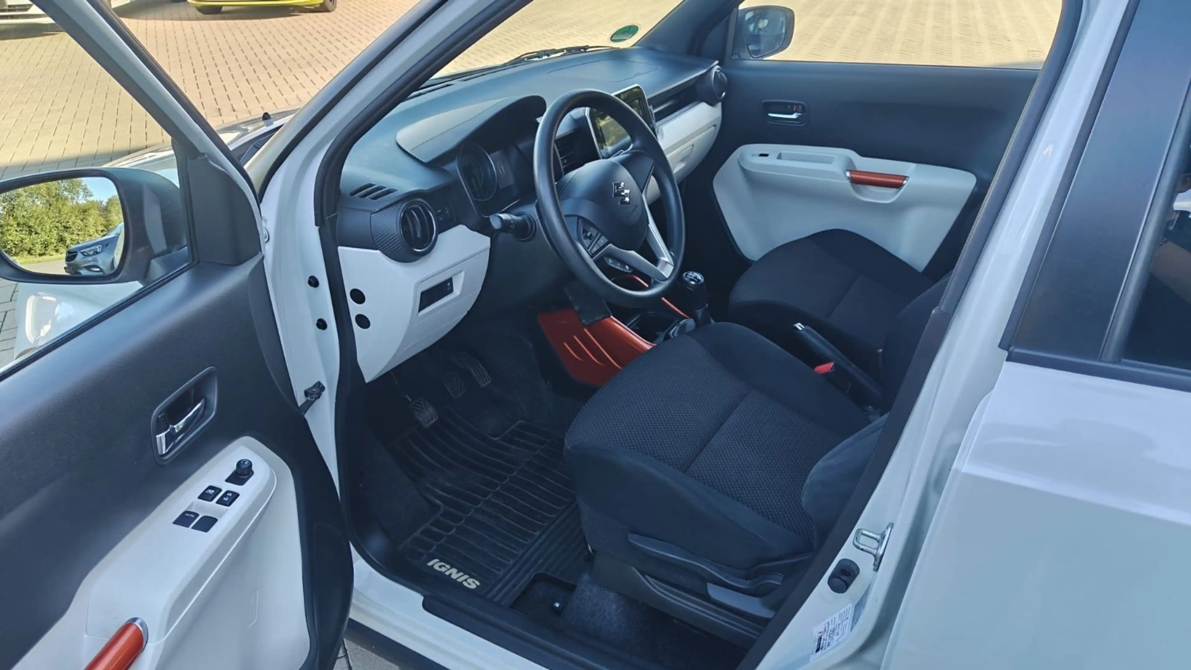 Suzuki Ignis Comfort 4x4 — photo 9