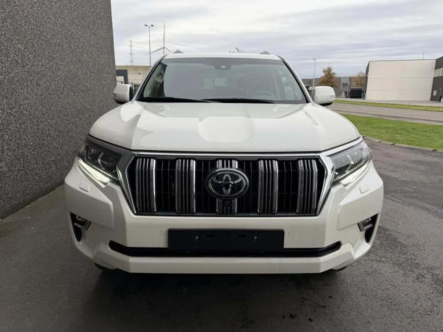 Toyota Land Cruiser Premium Blanco - 2
