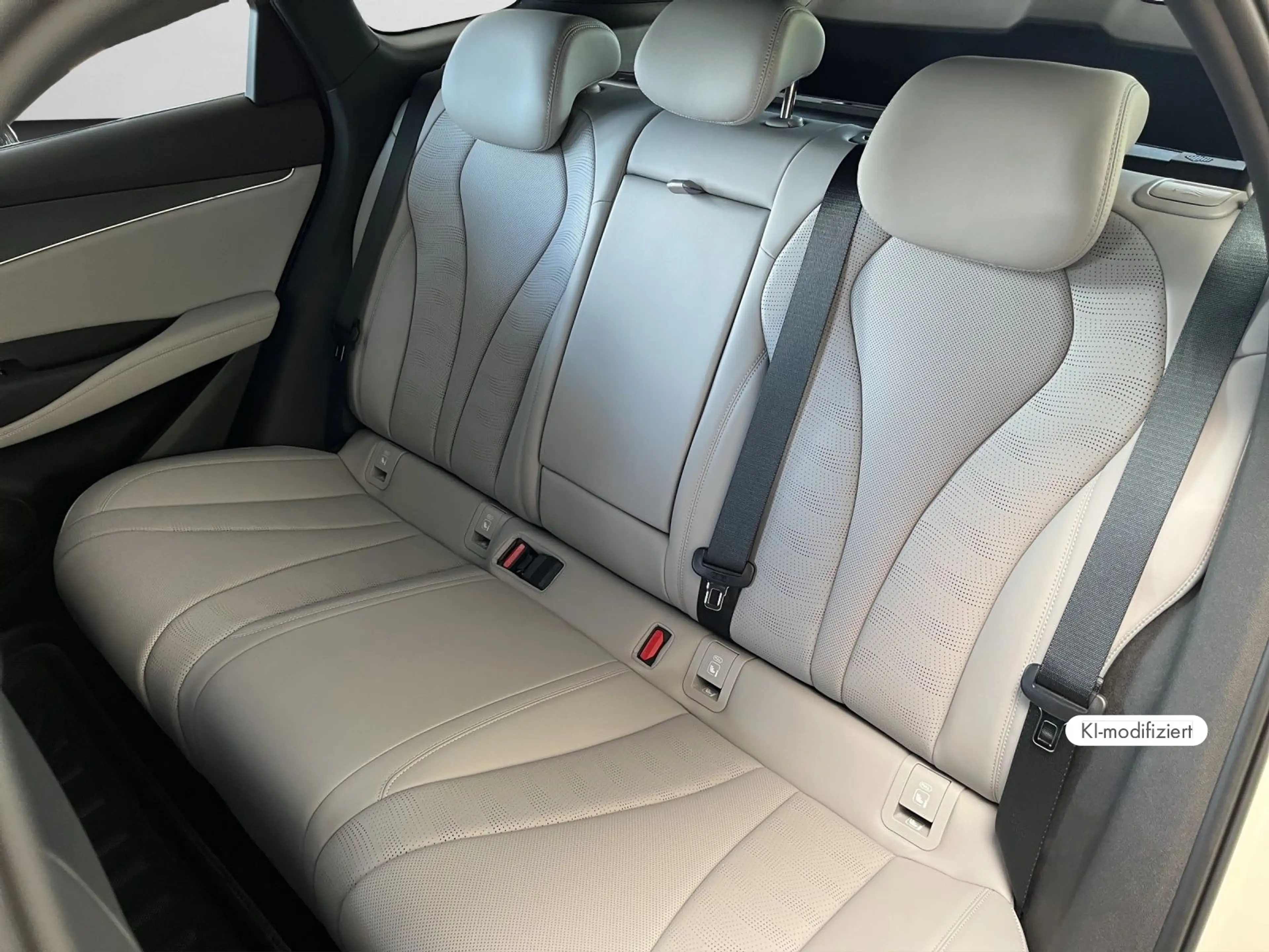 BYD Seal 6 DM-i Touring Boost — photo 14
