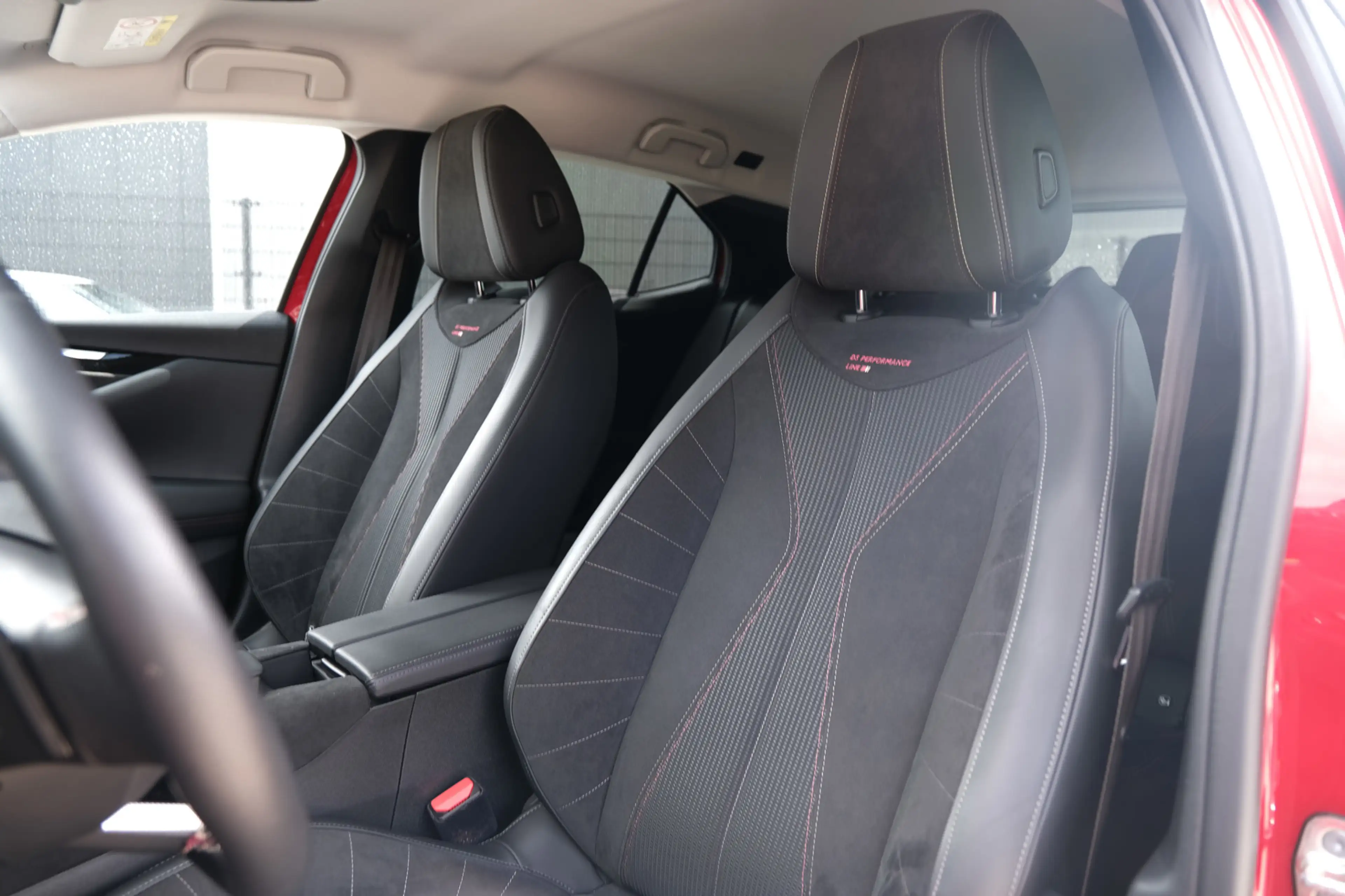 DS Automobiles DS 4 1.2 PureTech Performance Line — photo 32