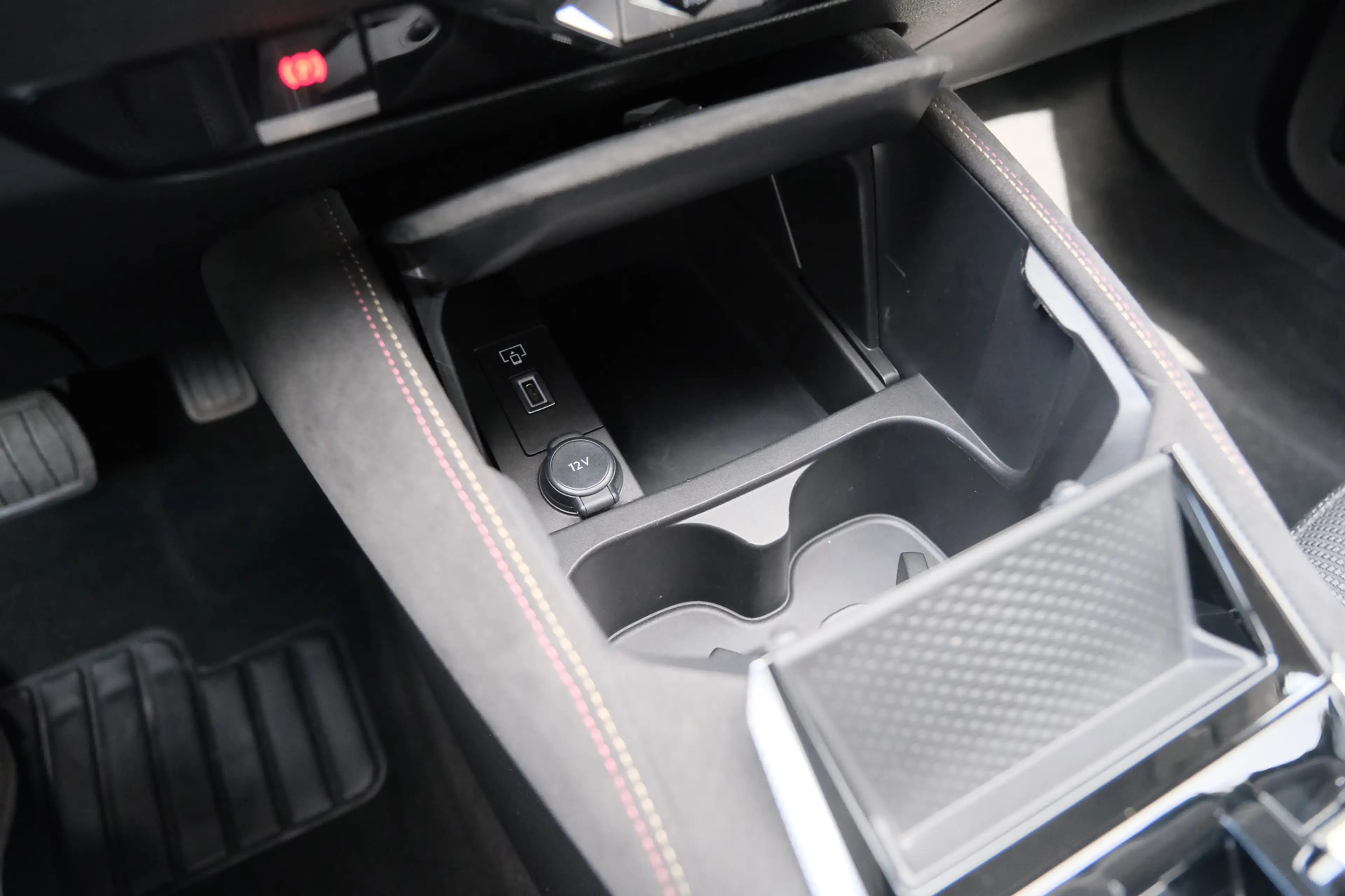 DS Automobiles DS 4 1.2 PureTech Performance Line — photo 21