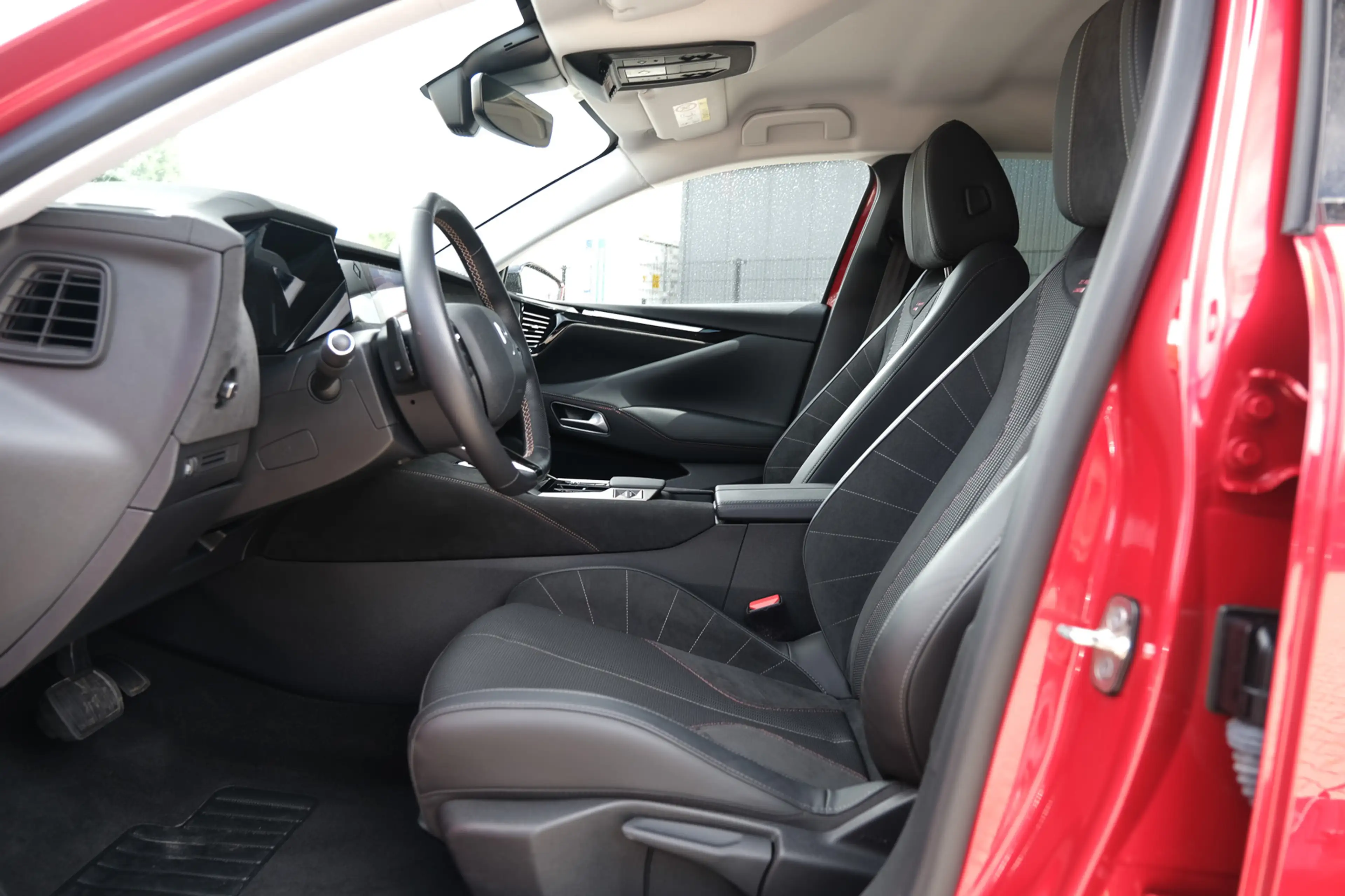 DS Automobiles DS 4 1.2 PureTech Performance Line — photo 31