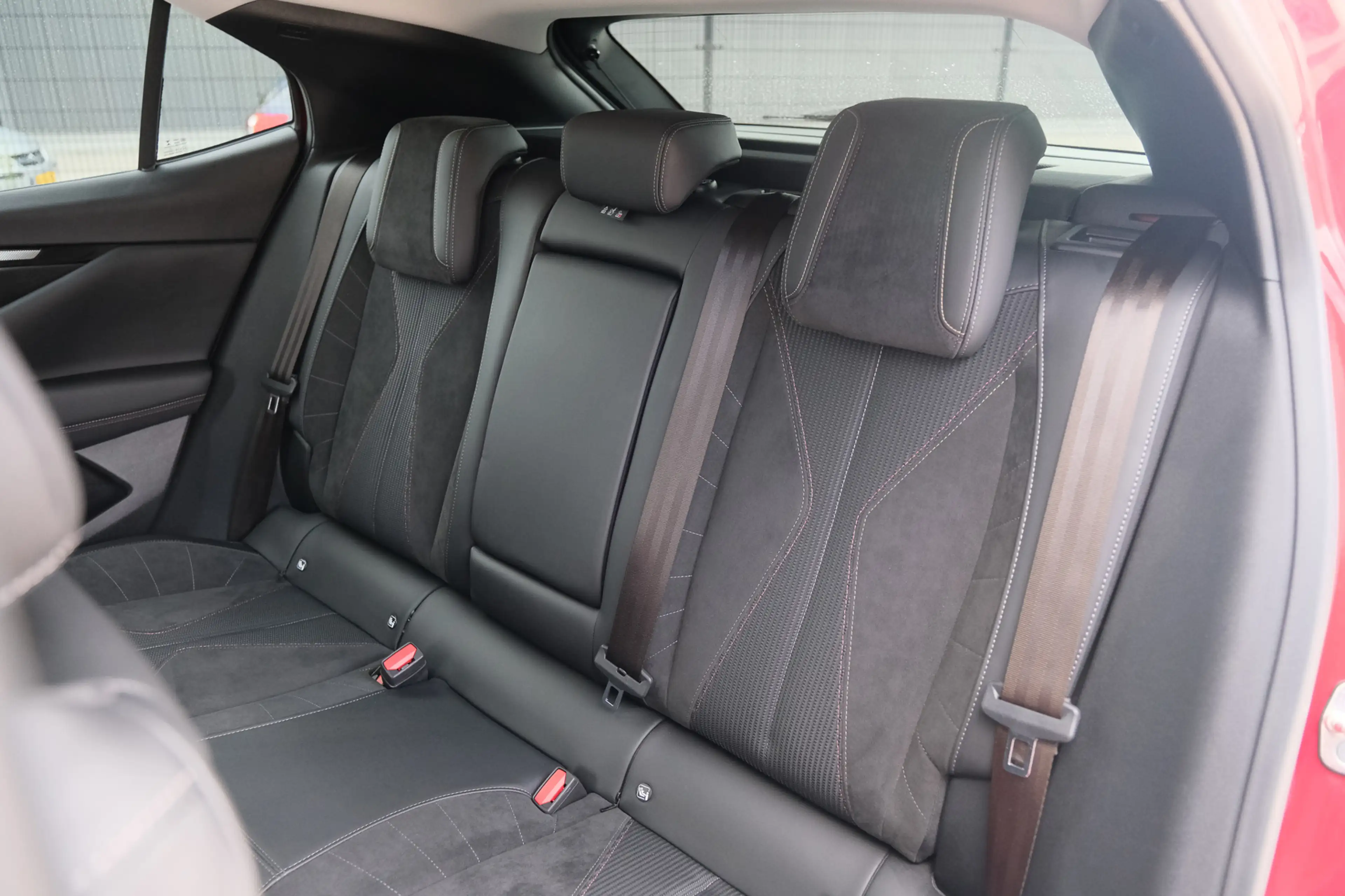 DS Automobiles DS 4 1.2 PureTech Performance Line — photo 40