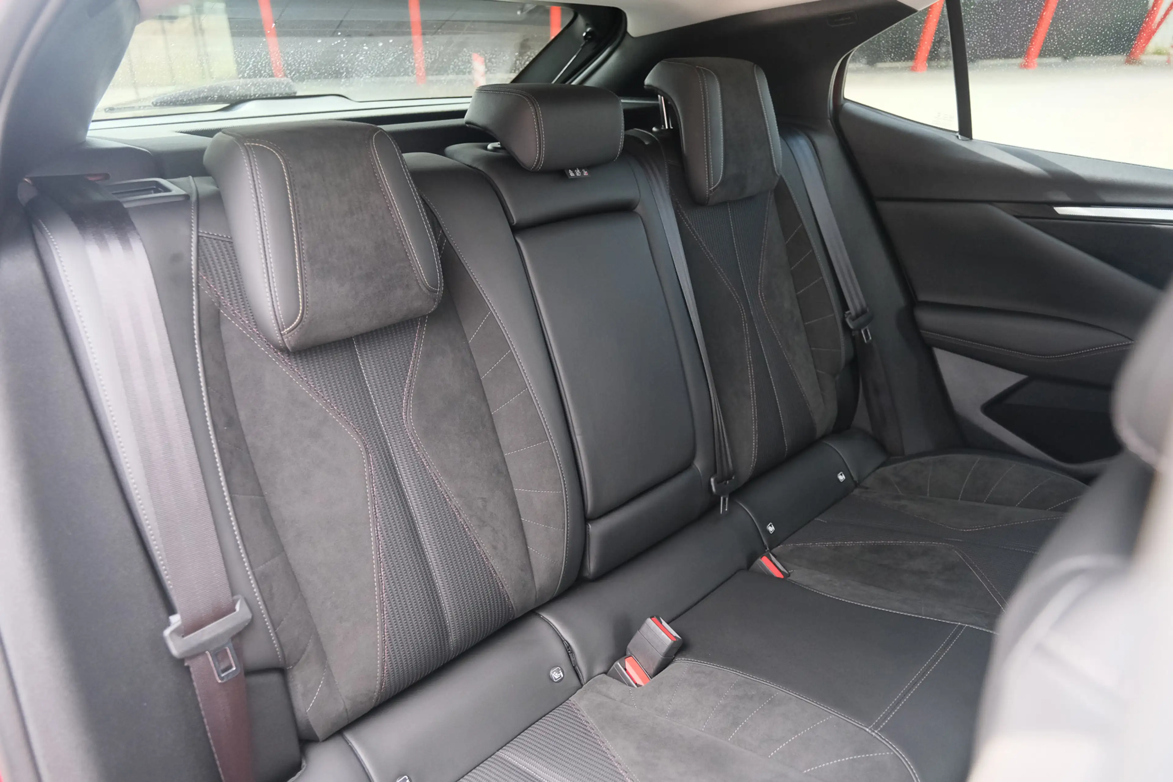DS Automobiles DS 4 1.2 PureTech Performance Line — photo 38