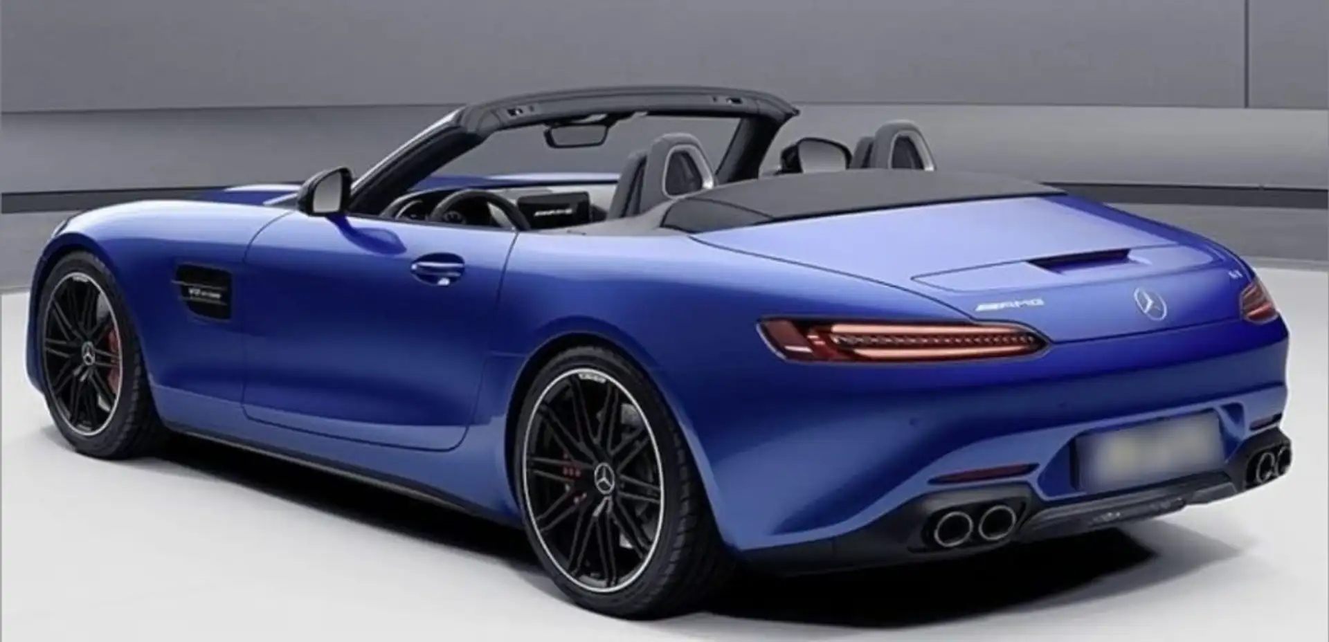 Mercedes-Benz AMG GT Roadster 476 Azul - 1