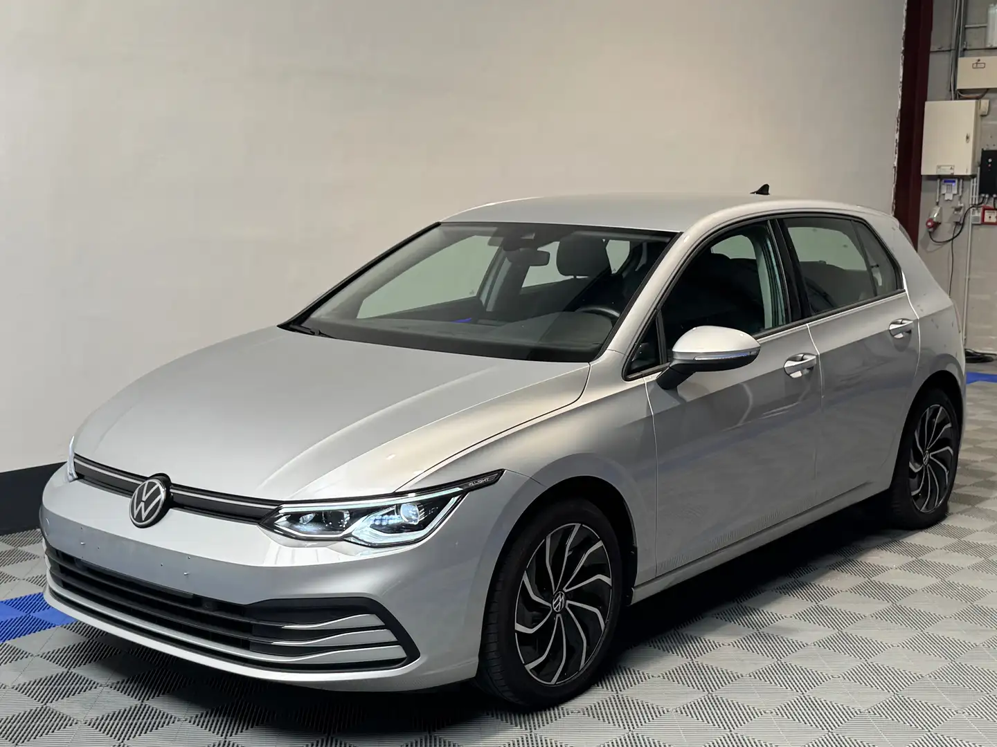 Volkswagen Golf Golf 1.5 TSI Life OPF Blanc - 1