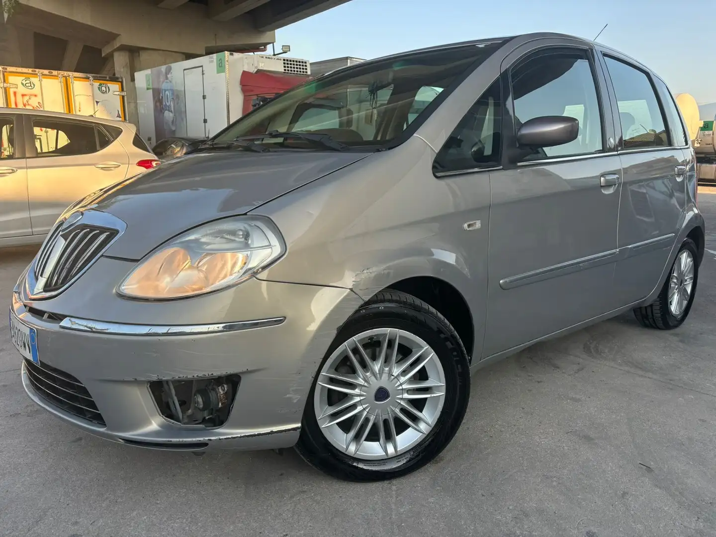 Lancia MUSA Musa 1.4 Platino Ecochic GPL Auriu - 1