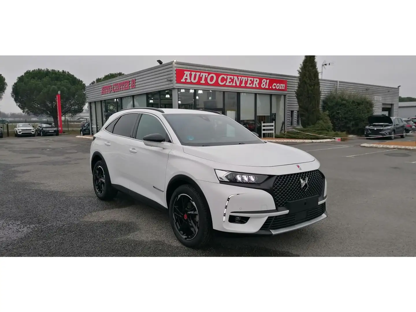 DS Automobiles DS 7 Crossback 1.2 PureTech 130 EAT8 Performance Line +MATRIX Blanc - 1