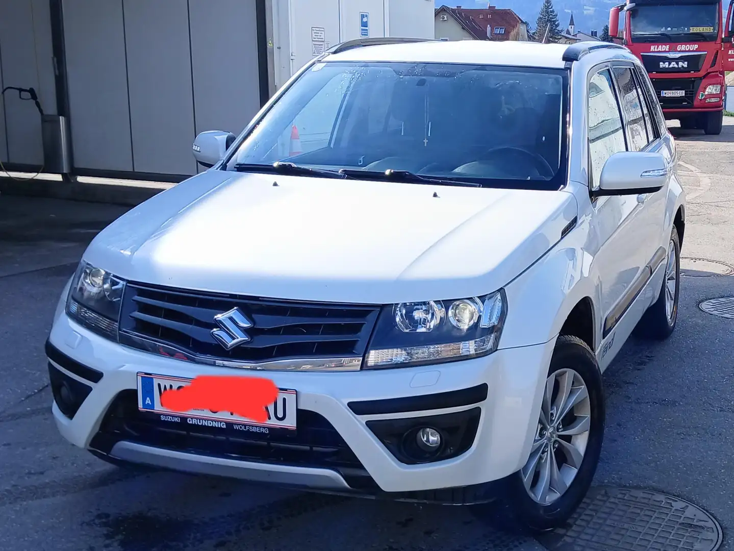 Suzuki Grand Vitara Suzuki Grand Vitara 2 Generation 2015 Weiß - 1
