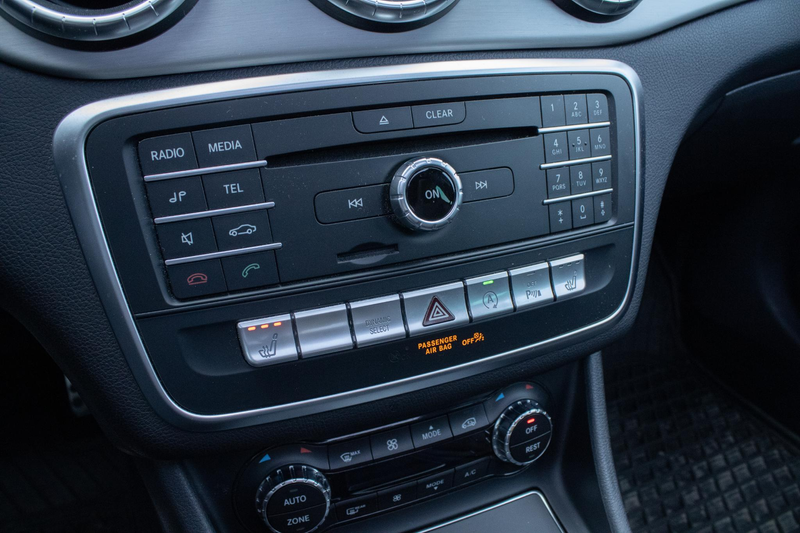 Mercedes-Benz CLA 180 Buss AMG PANO CAMERA CARPLAY LED — photo 26