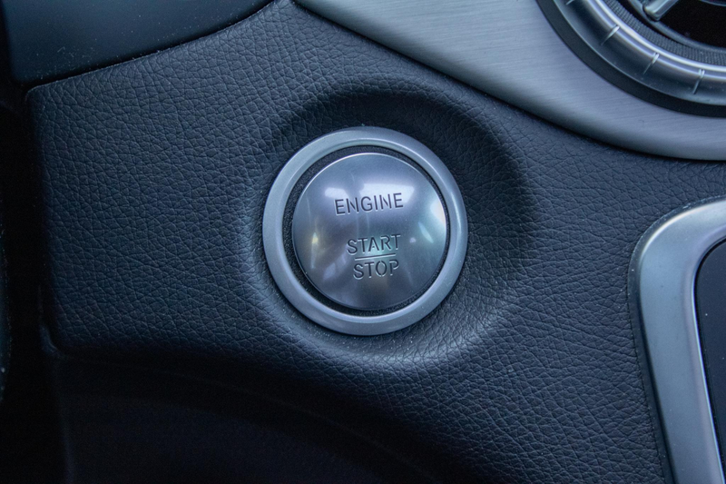 Mercedes-Benz CLA 180 Buss AMG PANO CAMERA CARPLAY LED — photo 15