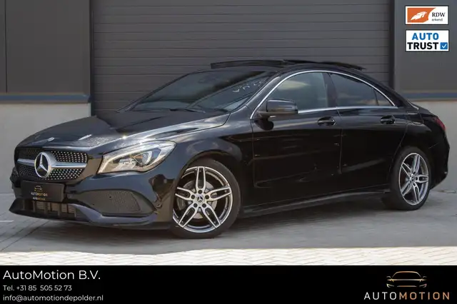 Mercedes-Benz CLA 180 Buss AMG PANO CAMERA CARPLAY LED