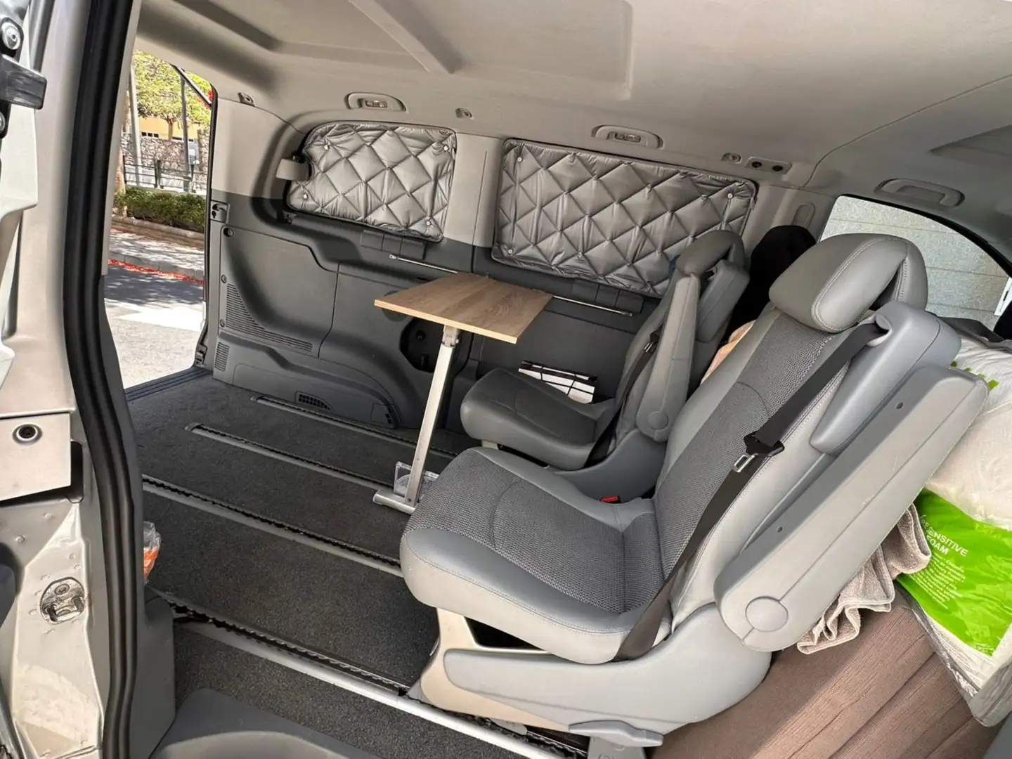 Mercedes-Benz Viano Viano 2.2CDI Ambiente Compacta Ambiente Gris - 1