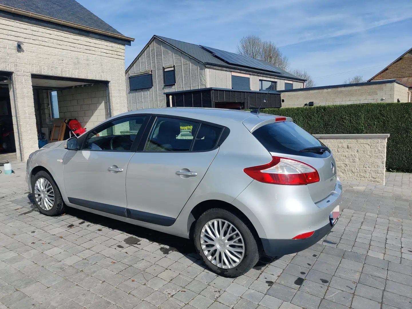 Renault Megane 1.5 dCi TomTom Edition FAP Argent - 2