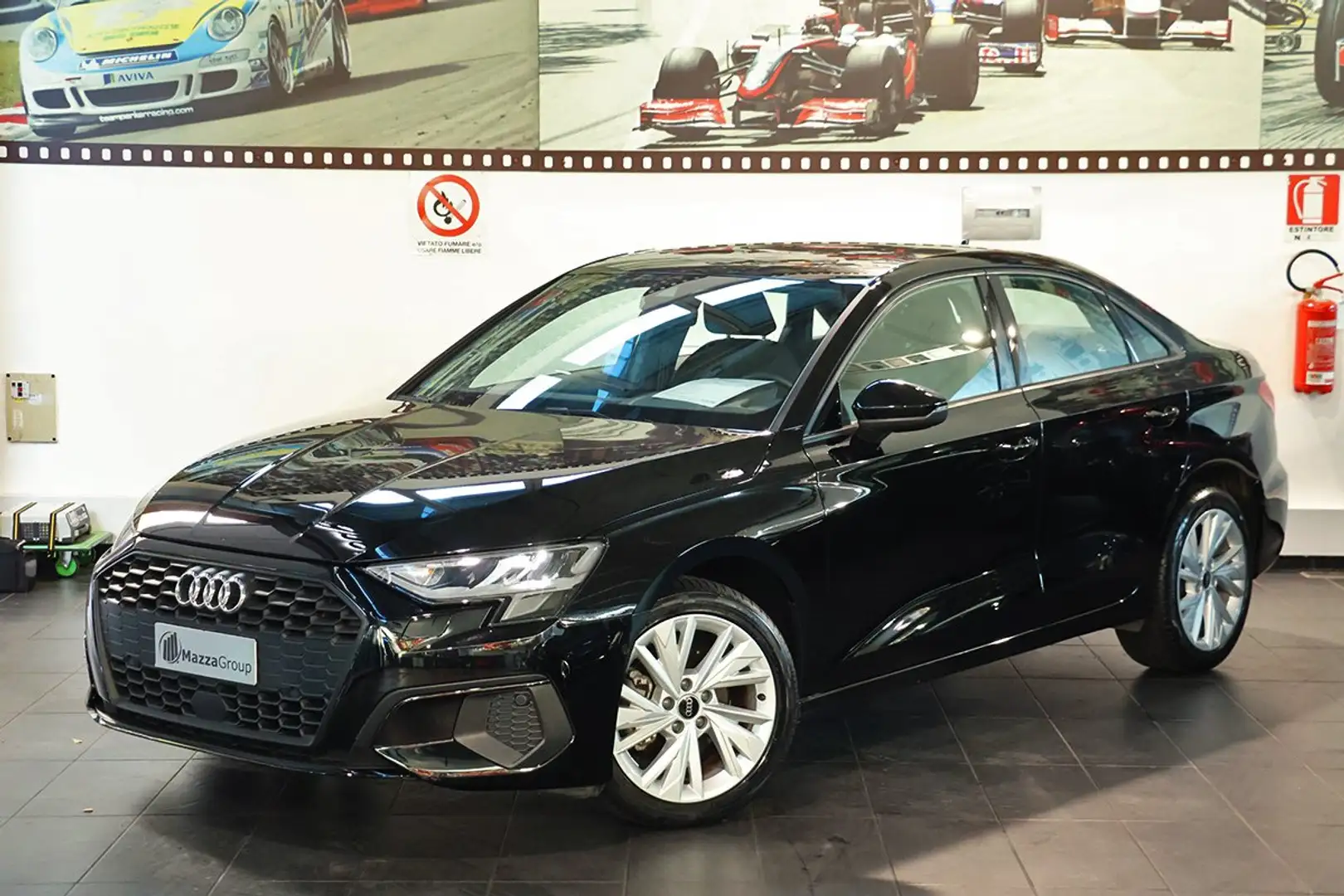 Audi A3 30 TFSI Sedan S-Tronic Business - ADAS/SMARTPHONE Schwarz - 1