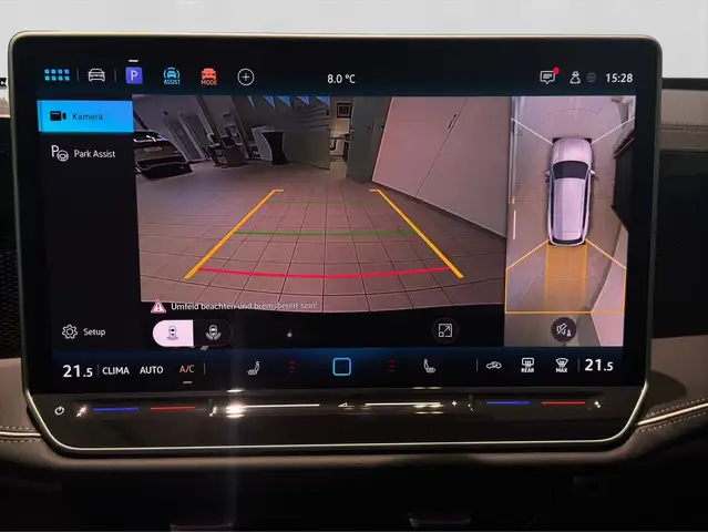 Volkswagen Passat view 14
