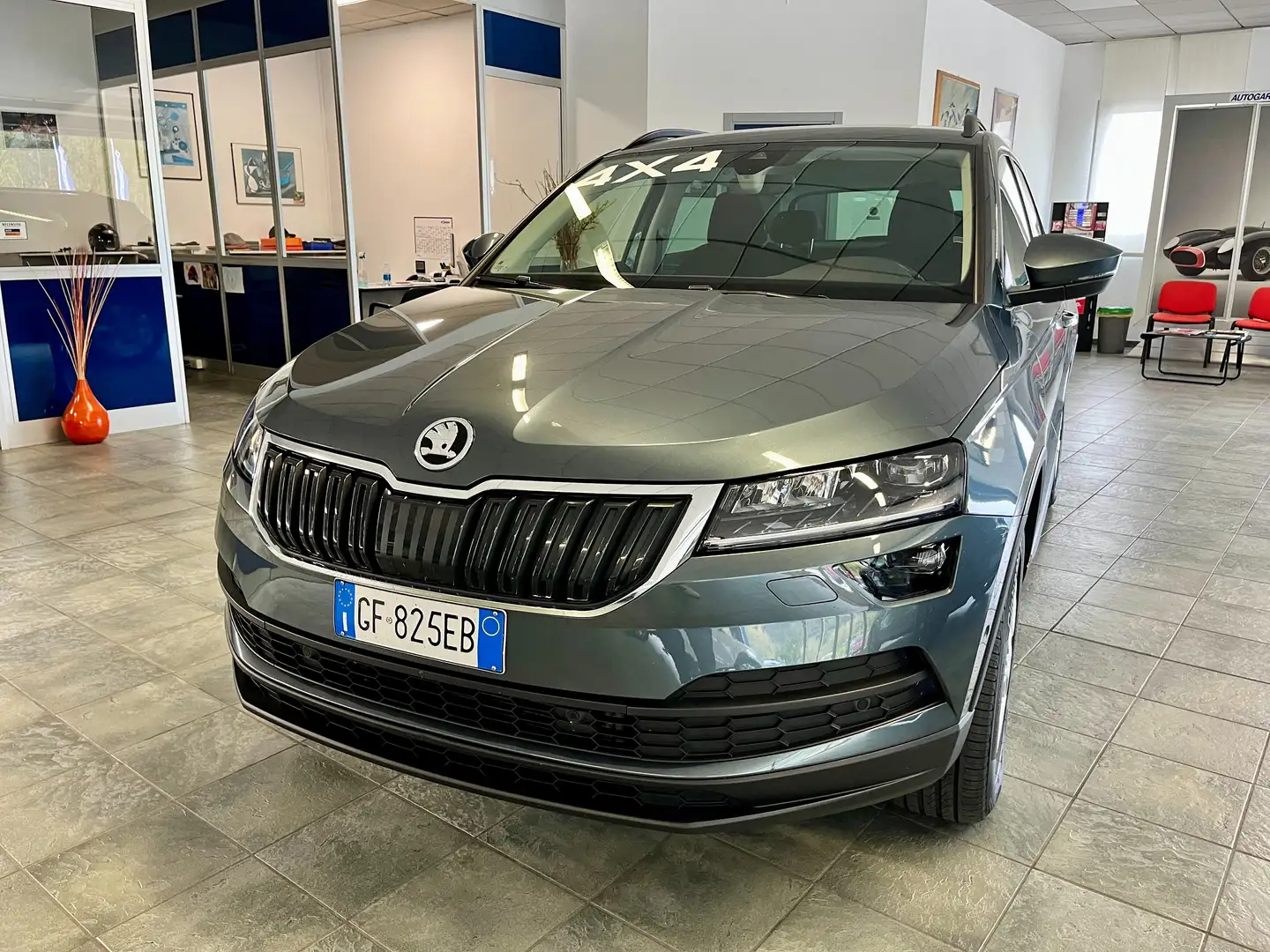 Skoda Karoq 2.0 tdi 150 CV 4X4 DSG evo S-Tech Grigio - 1