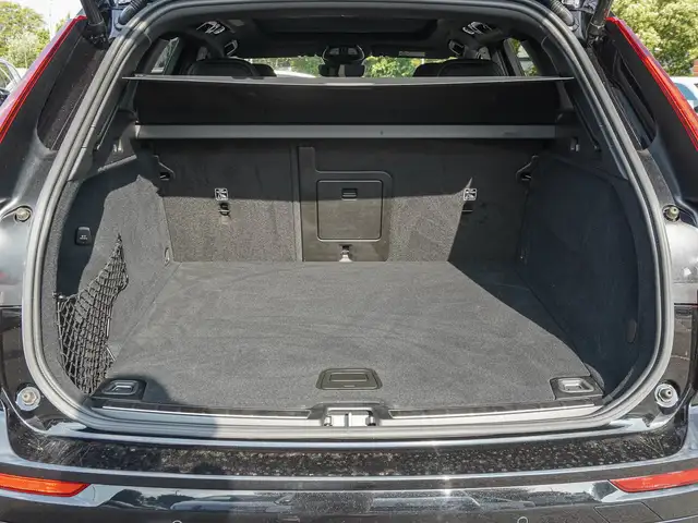 Volvo XC60 view 18