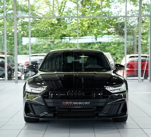 Audi A7 view 4